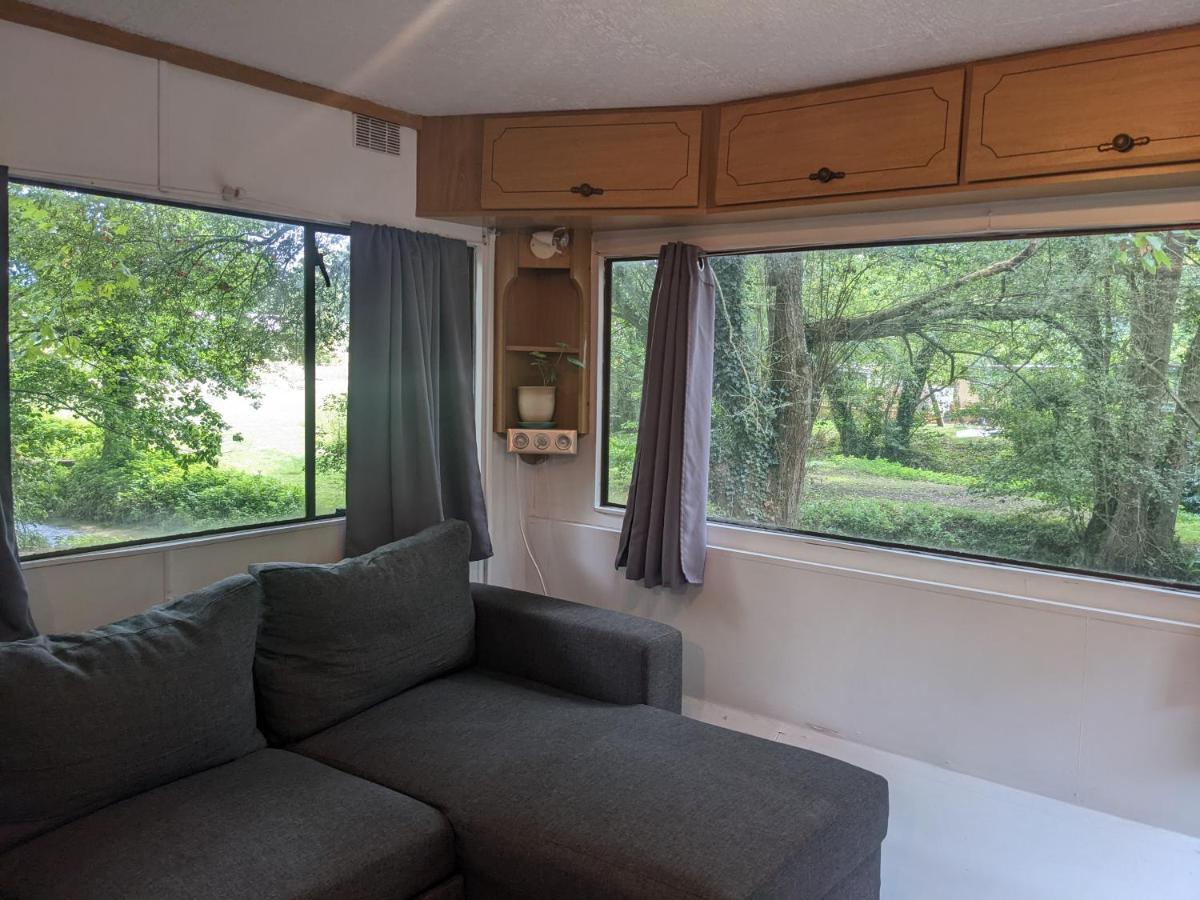 Mobile Home Situe Au Coeur Du Lac Blangy-le-Château Dış mekan fotoğraf